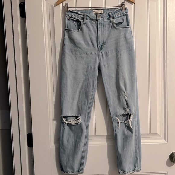 Abercrombie & Fitch The Ankle Straight Ultra High Rise Jeans Size 4 or 27 - Picture 1 of 4